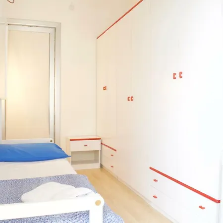 Appartamento App4rent Augustus Sea View - Family House - Wifi&parking - 3 *